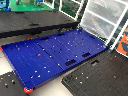 길이조절형대차, P대차, 플라스틱대차, 펼칠수있음, 앞쪽코너에 바퀴, 주원캐스터