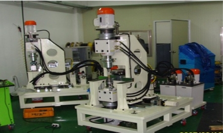 스트라이크 피닝머신