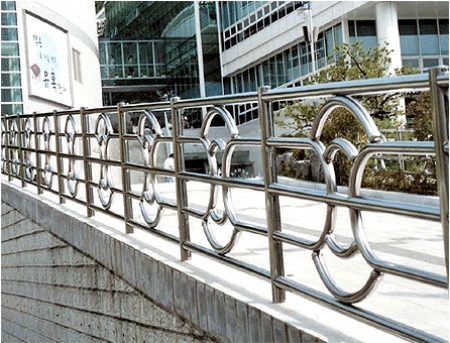 스텐 아트 난간