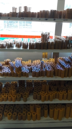 표준금형부품 스프링