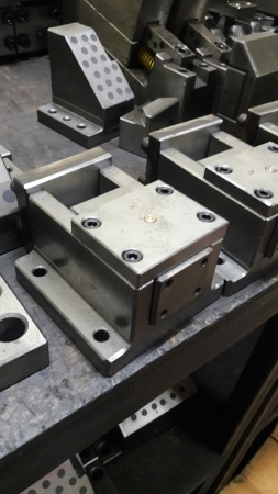 켐버텀스플레이트