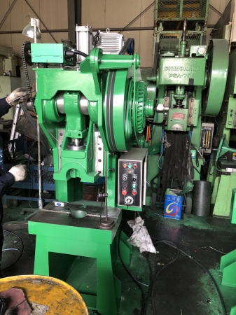 크랭크 프레스 (철판 프레스)