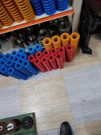 표준금형스프링