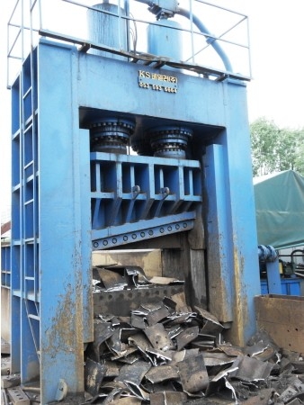 주물용 고철압축기