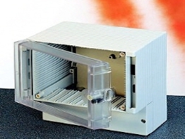 카드 삽입형 하우징