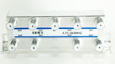 우주통신 8분배기
