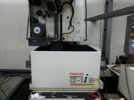 와이어컷팅기(중고기계)