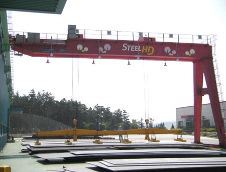 MAGNET CRANE