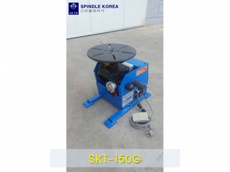 TURN TABLE
