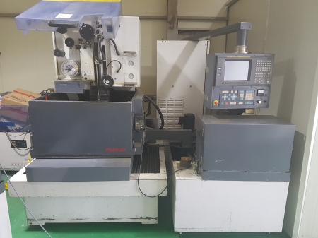 와이어컷팅기(중고기계)