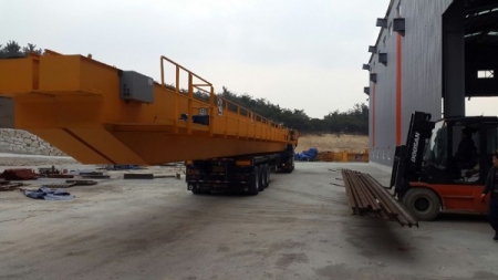 DOUBLE CRANE | 천정크레인 20톤 폭28m 최상품 2013년제작