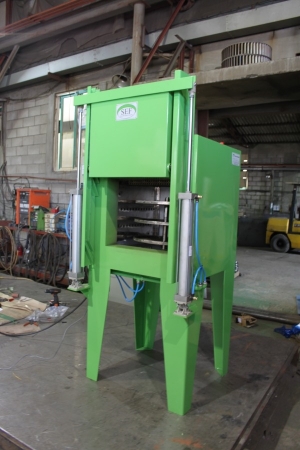 박스형 열처리로 (도어상승형)