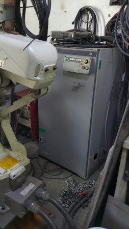중고 로보트 야스카와 CO2 용접용