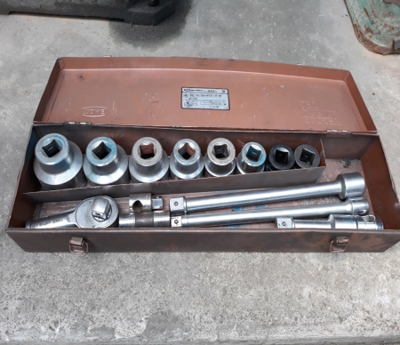 소켓렌치세트 SOCKET WRENCH SET 240M