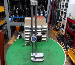 다이얼화이트게이지300mm
