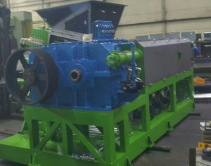 난연친환경합성목재 원료생산용 콤파운딩FR압출기