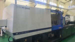 우진 280톤 하이브리드 중고사출기