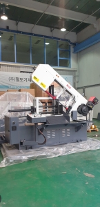 각도 밴드쇼 자동 톱기계 (주)팔도기계 BS-650G