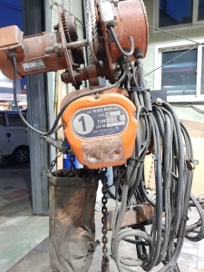 전동호이스트 1톤, 전원 3상 380V 또는 220V