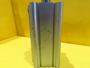 SMC CDQ2L50-100DMZ 공압실린더 미사용품 대당가격