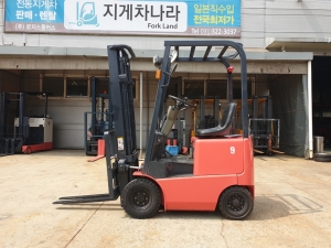 좌승식  전동지게차
