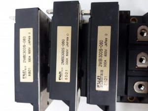 2MBI300S-060  IGBT 300A 600V