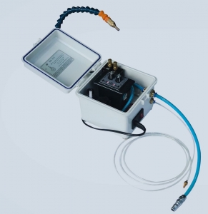 절삭유 자동분사장치