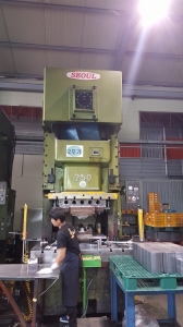 서울프레스 - 250t CS(현장 사용중)