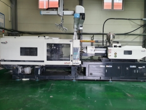 우진 하이브리드 380톤 (SM 380) 사출기 중고사출기 사출성형기 하이브리드사출기