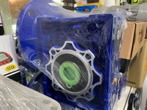 무쏘 중공축 웜감속기