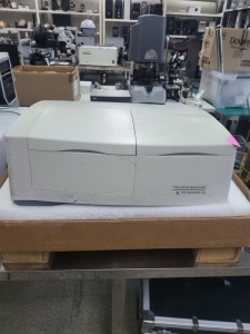 PG Instruments UV-VIS Spectrometer, 스펙트로미터, 분광광도계, 분광기, 광도계
